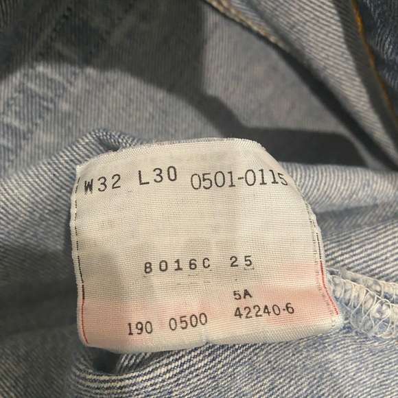 *VINTAGE* Levi’s 501 Button Fly Jeans - Picture 7 of 7